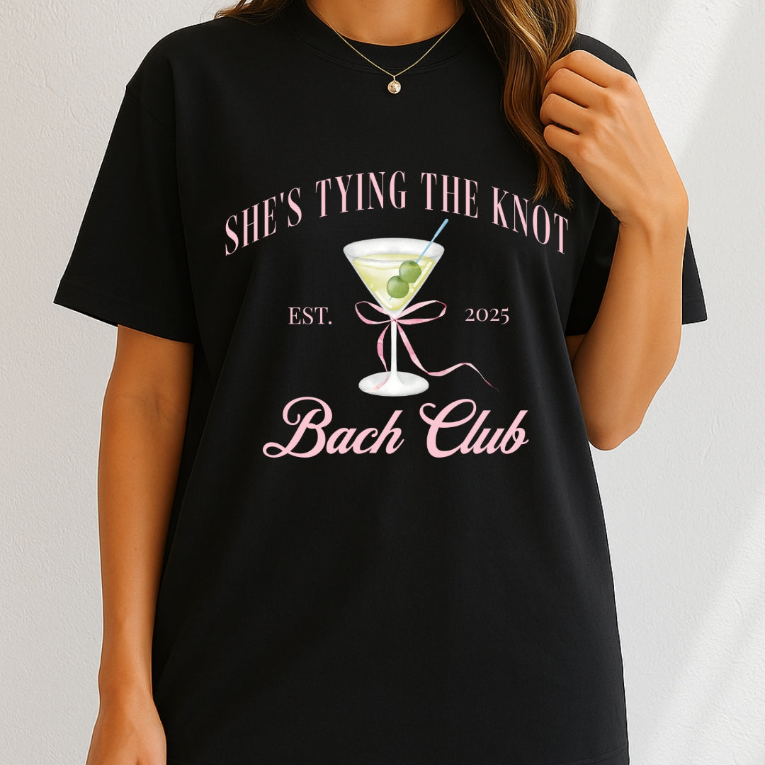 She's tying the knot 2025 T-Shirt