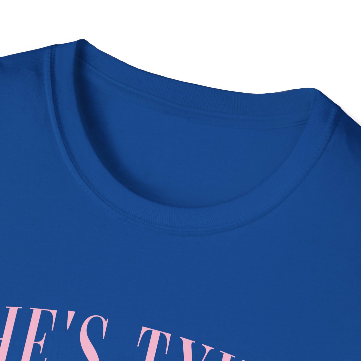 She's tying the knot bachelorette party 2025 T-Shirt