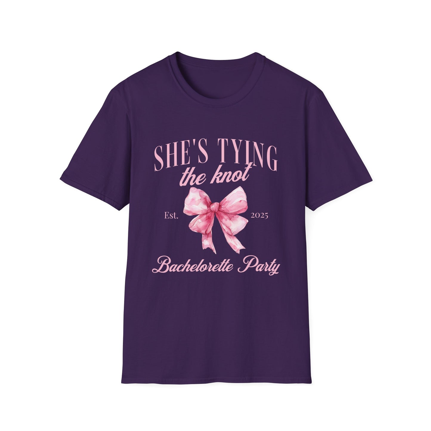 She's tying the knot bachelorette party 2025 T-Shirt