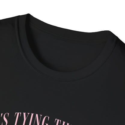 She's tying the knot 2025 T-Shirt