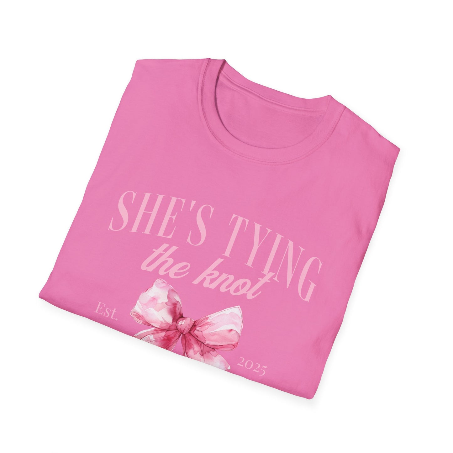 She's tying the knot bachelorette party 2025 T-Shirt