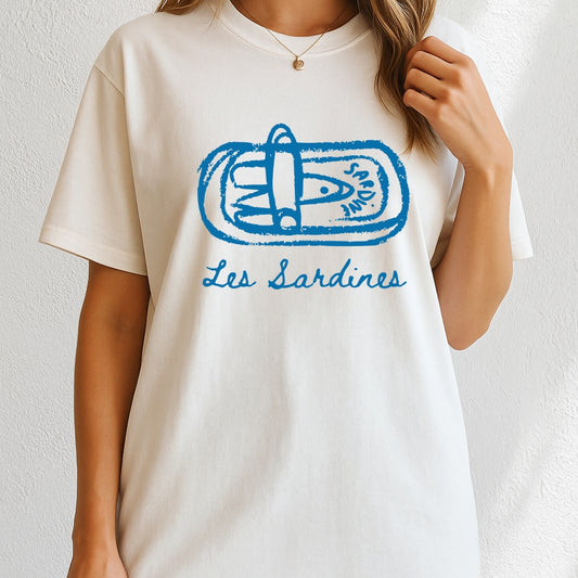 Les sardines Coastal beach Fisherman Aesthetic T-Shirt